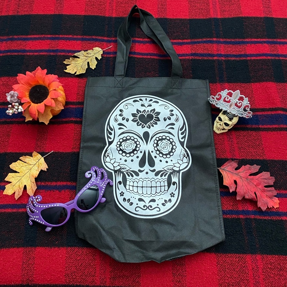 SUGAR SKULL | Tote Bag with Tiara and Glam Tinted Glasses - Picture 9 of 9